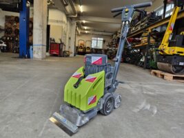 Der Bodenstripper als freigestelltes Foto