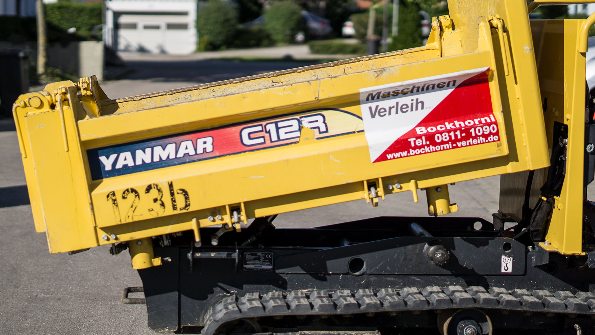 Maschinenverleih-Bockhorni-Vermietung-Verleih-Kettendumper-1920x1080